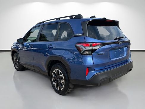 Used 2026 Subaru Forester Premium AWD/4WD image 5