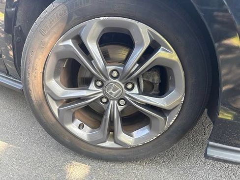 Used 2023 Honda Accord EX image 7