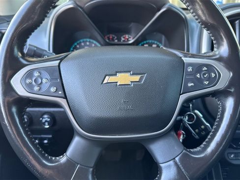 Used 2020 Chevrolet Colorado Z71 w/ Z71 Midnight Edition image 21