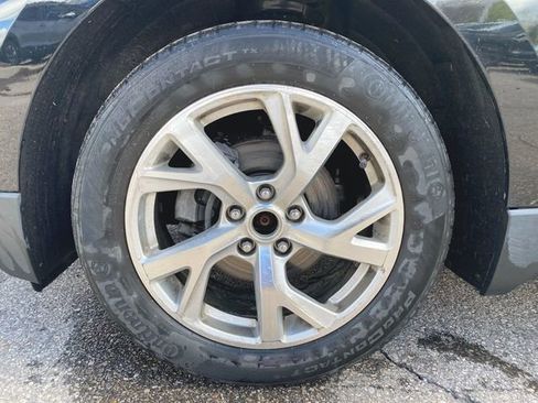 Used 2019 Chevrolet Equinox Premier FWD image 5