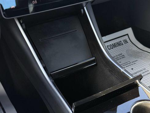 Used 2018 Tesla Model 3 Long Range image 19