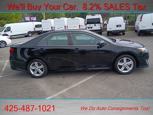 Used 2013 Toyota Camry SE FWD image 4