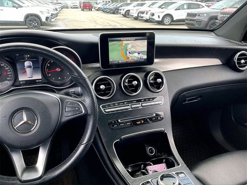 Used 2019 Mercedes-Benz GLC 300 GLC 300 image 17