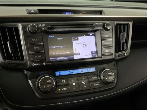 Used 2015 Toyota RAV4 XLE AWD/4WD image 35