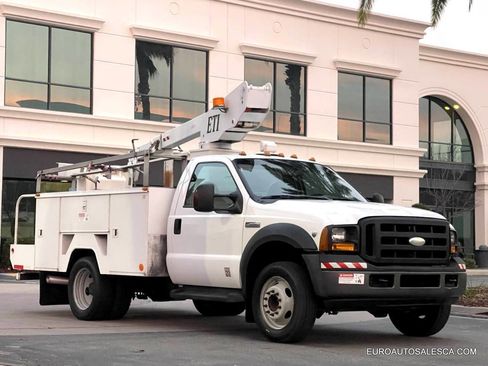 Used 2006 Ford F450 4X2 2dr Regular Cab 140.8 200. image 2