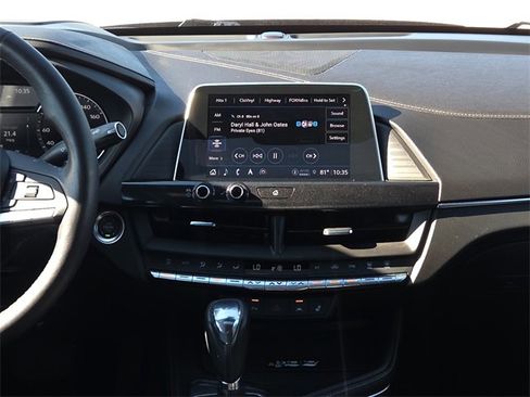 Used 2025 Cadillac CT4 Luxury image 13