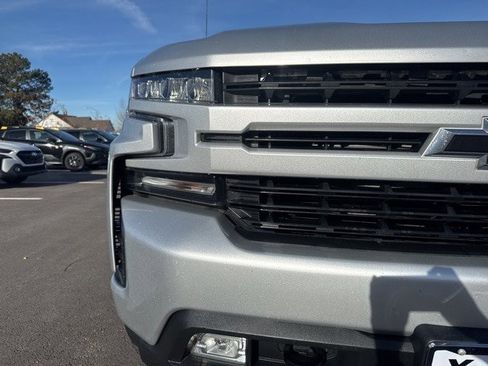 Used 2019 Chevrolet Silverado 1500 RST w/ All-Star Edition image 9