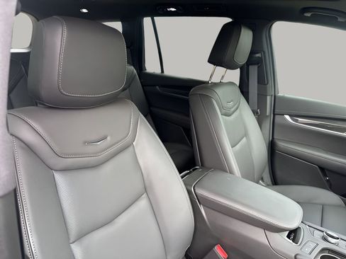 New 2025 Cadillac XT6 Sport w/ LPO, Floor Liner Package image 13