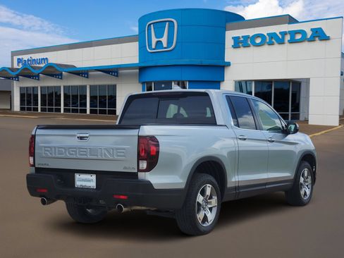 Used 2025 Honda Ridgeline RTL image 5