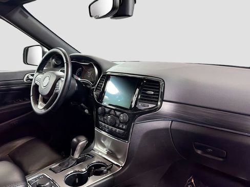 Used 2021 Jeep Grand Cherokee Limited AWD/4WD image 31