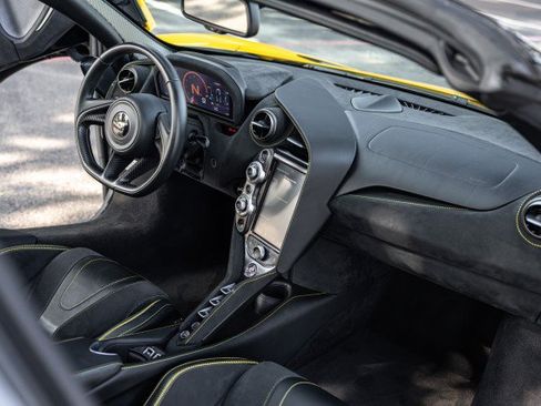 Used 2021 McLaren 720S Performance RWD image 50