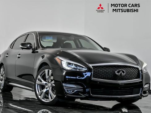 Used 2015 INFINITI Q70 L 5.6 w/ V8 Deluxe Technology Package image 1