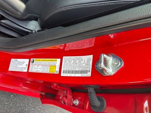 Used 2024 Honda Civic Sport image 9