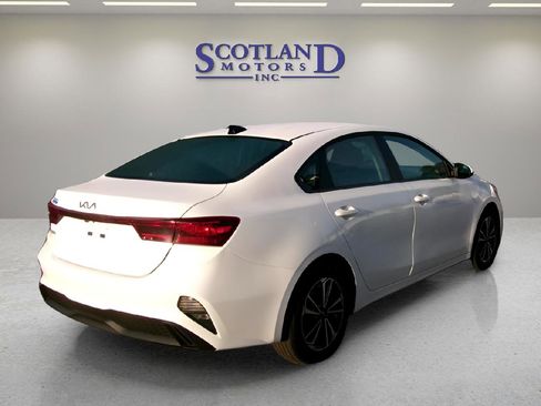 Used 2024 Kia Forte LXS image 6