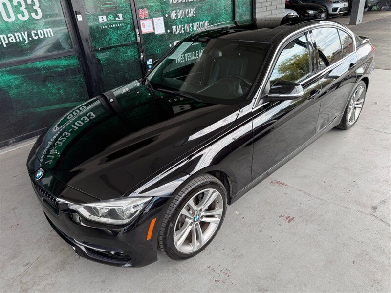Used 2018 BMW 330i Sedan RWD image 2
