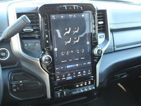 Used 2024 RAM 2500 Laramie image 14