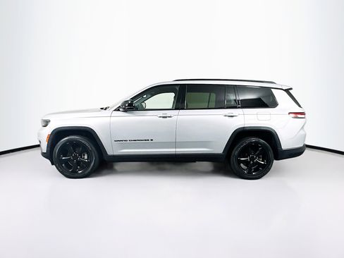Used 2021 Jeep Grand Cherokee L Laredo image 4