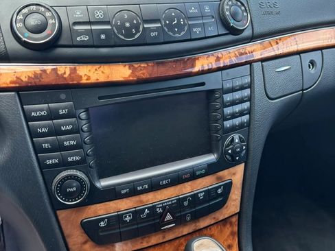 Used 2006 Mercedes-Benz E 350 Sedan image 32