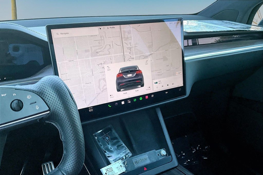 Used 2023 Tesla Model X AWD/4WD image 6