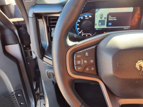 Used 2021 Ford Bronco Outer Banks image 21