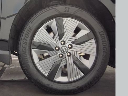 Used 2025 Nissan Murano SL AWD/4WD image 22