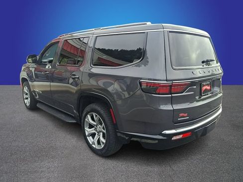 Used 2022 Jeep Wagoneer Series II AWD/4WD image 6