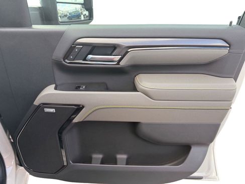 New 2026 Chevrolet Silverado 2500 ZR2 w/ LPO, Dark Essentials Package AWD/4WD image 26