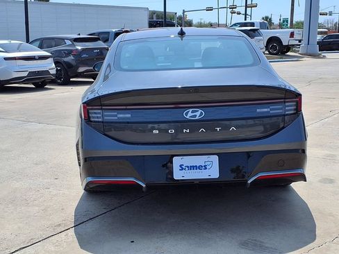 Used 2025 Hyundai Sonata SEL FWD image 7