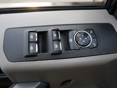 Used 2021 Ford F250 XLT image 11