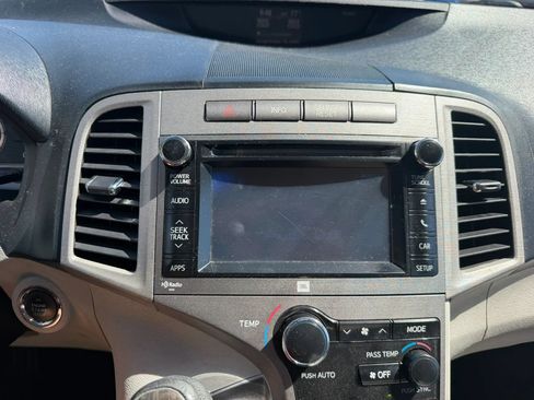 Used 2013 Toyota Venza XLE w/ XLE Premium Pkg FWD image 27