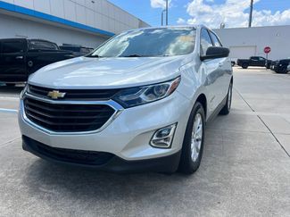 Used 2020 Chevrolet Equinox LS w/ LS Convenience Package FWD video 1