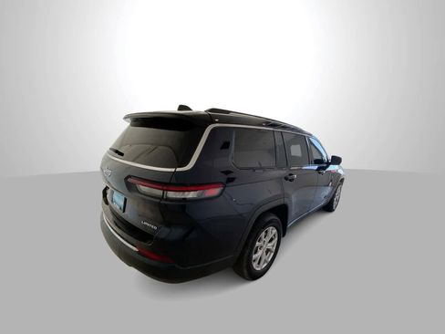 Used 2023 Jeep Grand Cherokee L Limited w/ Luxury Tech Group II image 8