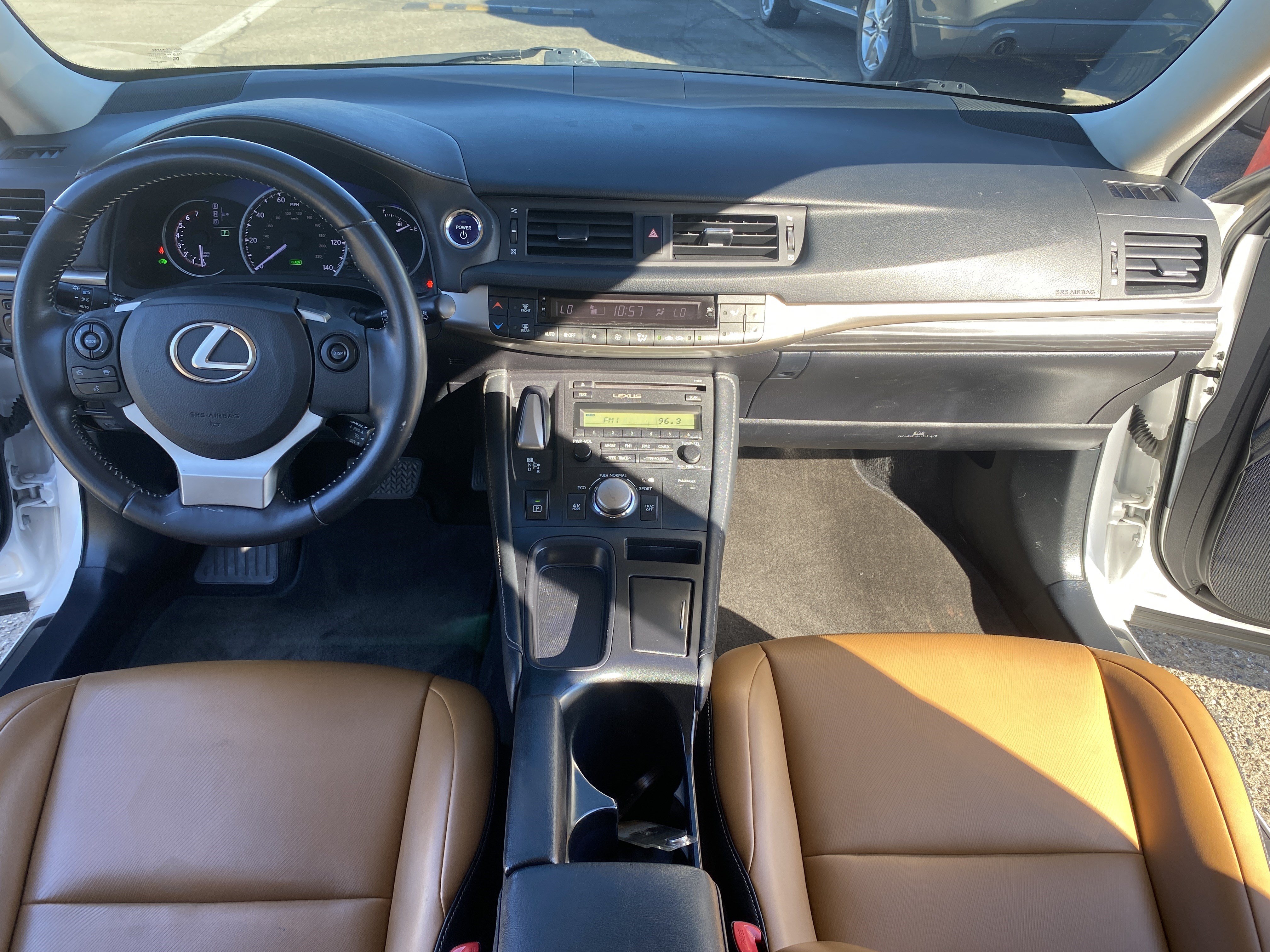 Used 2015 Lexus CT 200h FWD image 20
