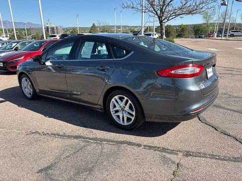 Used 2015 Ford Fusion SE FWD image 26