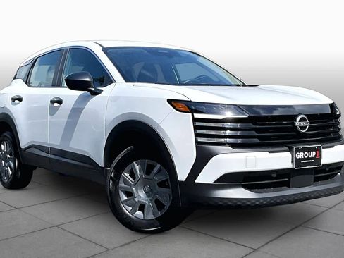 New 2026 Nissan Kicks S FWD image 2