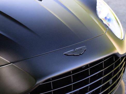 Used 2025 Aston Martin DB12 Convertible RWD image 47