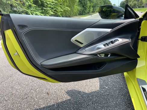 Used 2022 Chevrolet Corvette Stingray Preferred Conv w/ Battery Protection Package RWD image 13