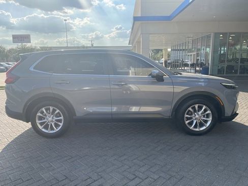 Used 2024 Honda CR-V EX image 4