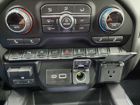 Used 2020 Chevrolet Silverado 1500 LT Trail Boss image 56