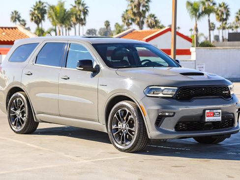 Used 2021 Dodge Durango R/T w/ Technology Group image 4