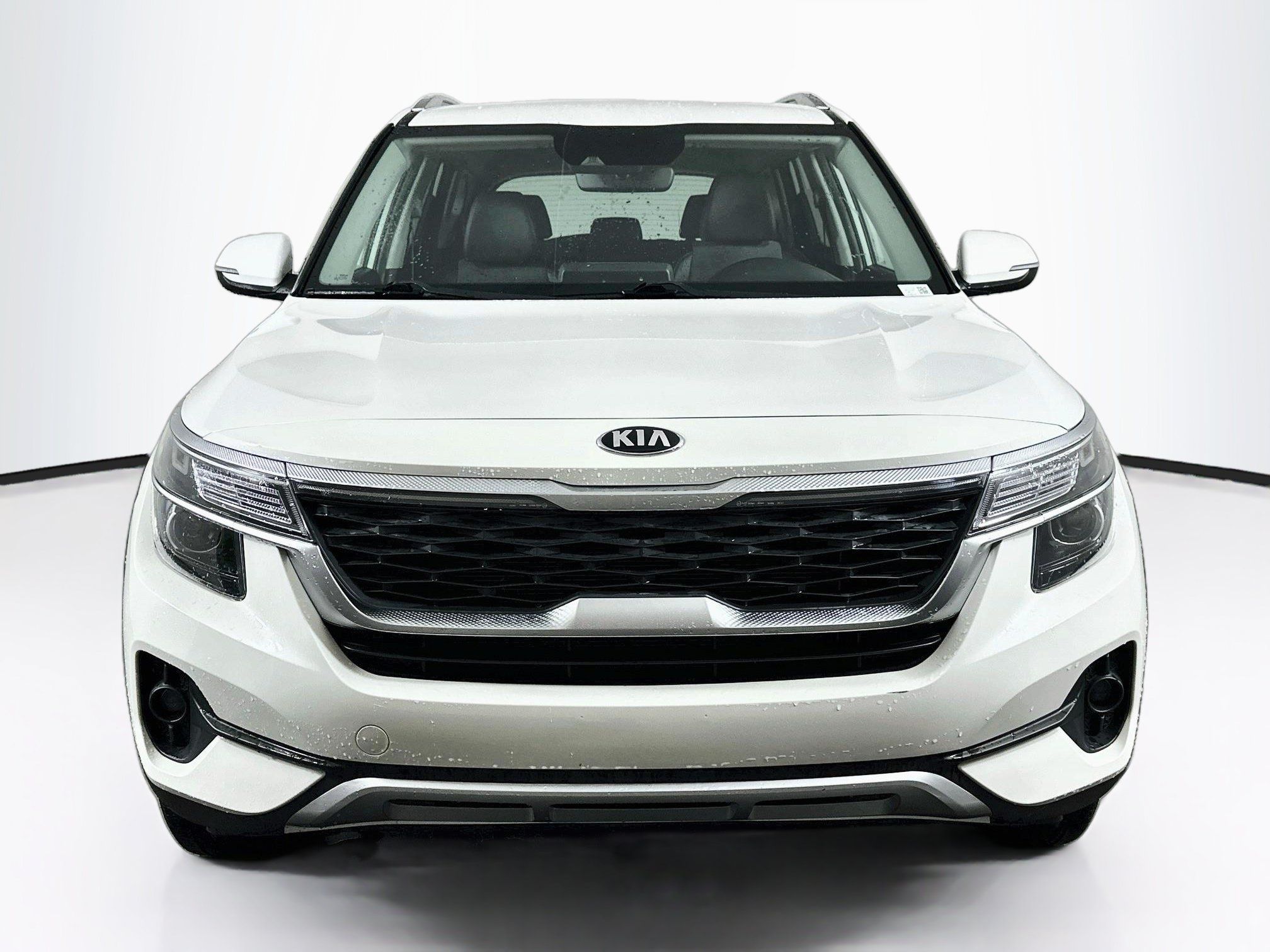 Used 2021 Kia Seltos S FWD image 2