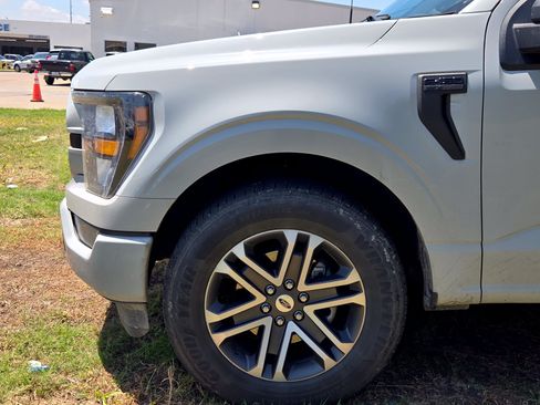 Used 2023 Ford F150 XL w/ STX Appearance Package RWD image 8
