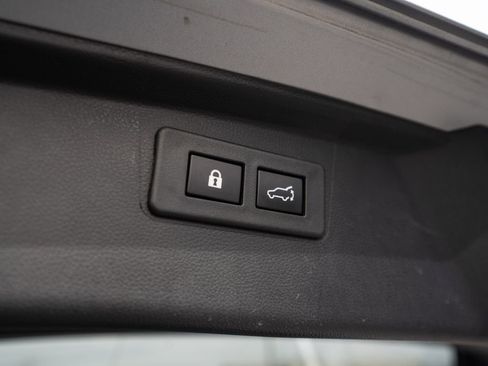 Used 2022 Subaru Outback Limited w/ Popular Package #2 image 47