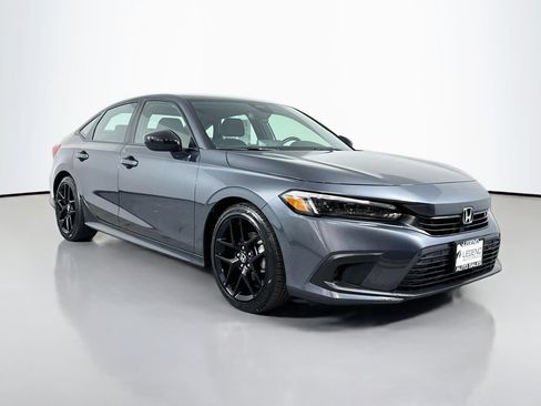 Used 2024 Honda Civic Sport image 4