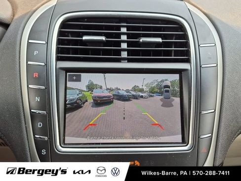 Used 2020 Lincoln Nautilus Reserve AWD/4WD image 18