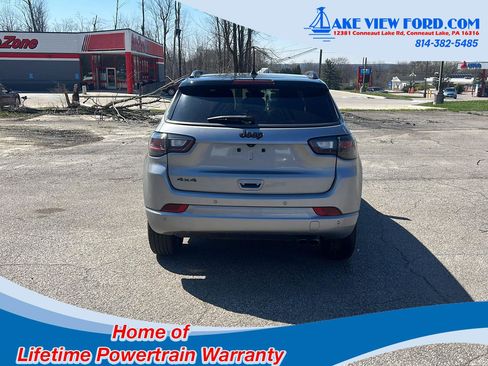 Used 2022 Jeep Compass High Altitude AWD/4WD image 8