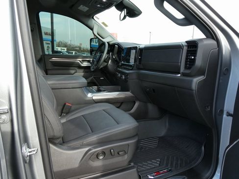 Certified 2025 Chevrolet Silverado 2500 LTZ w/ LTZ Plus Package image 17