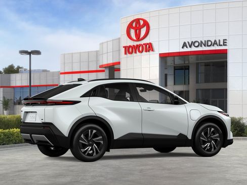 New 2026 Toyota C-HR AWD/4WD image 11
