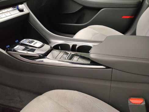 Used 2020 Hyundai Sonata SE FWD image 26