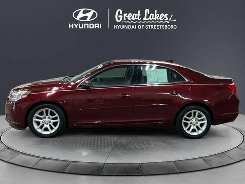 Used 2015 Chevrolet Malibu LT w/ Power Convenience Package FWD image 3